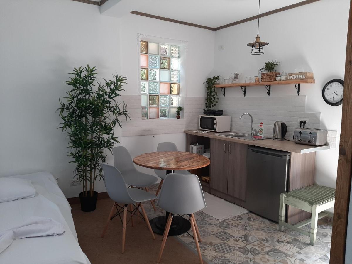 Homestay Annador *
